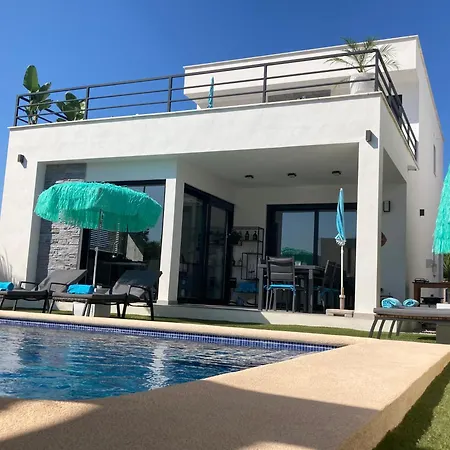 Villa Mi Casa *